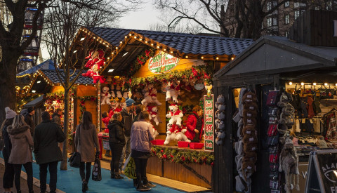 Weihnachtsmarkt an der Uferpromenade Riva