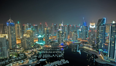 Dubai Hafen bei Nacht