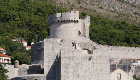 Das Fort Minceta in Dubrovnik hält auch den Touristenströmen stand!