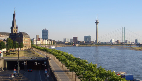 Düsseldorf Rheinufer Altstadt