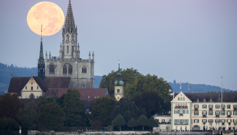 Die Studentenstadt Konstanz bietet auch ein interessantes Nachtleben.