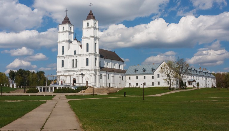Die Basilika von Agola in Lettland. Sehenswürdigkeiten und Reisen,