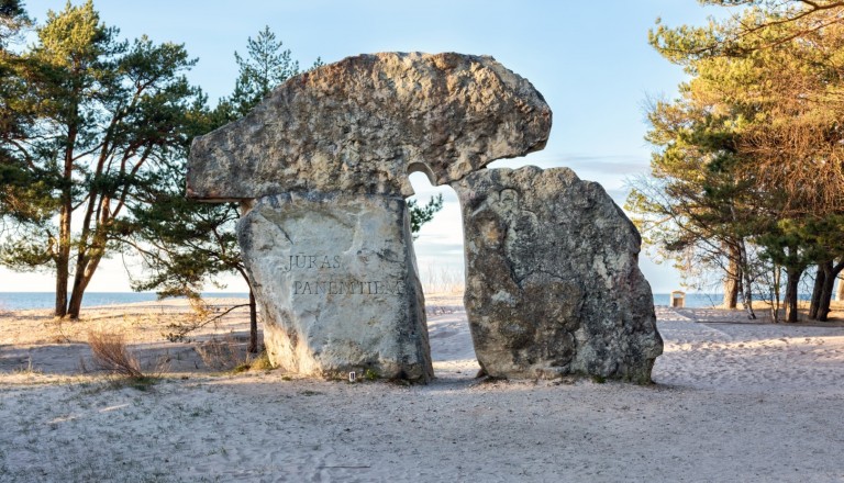 Das Kap von Kolka in Lettland. Sehenswürdigkeiten und Reisen.