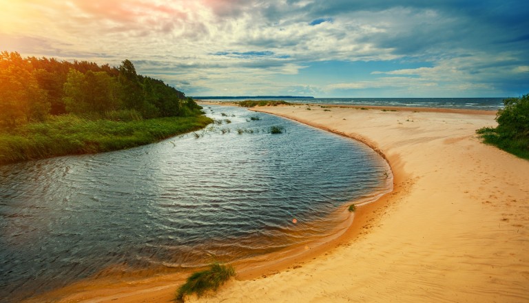 Reisen an die Küste nach Lettland