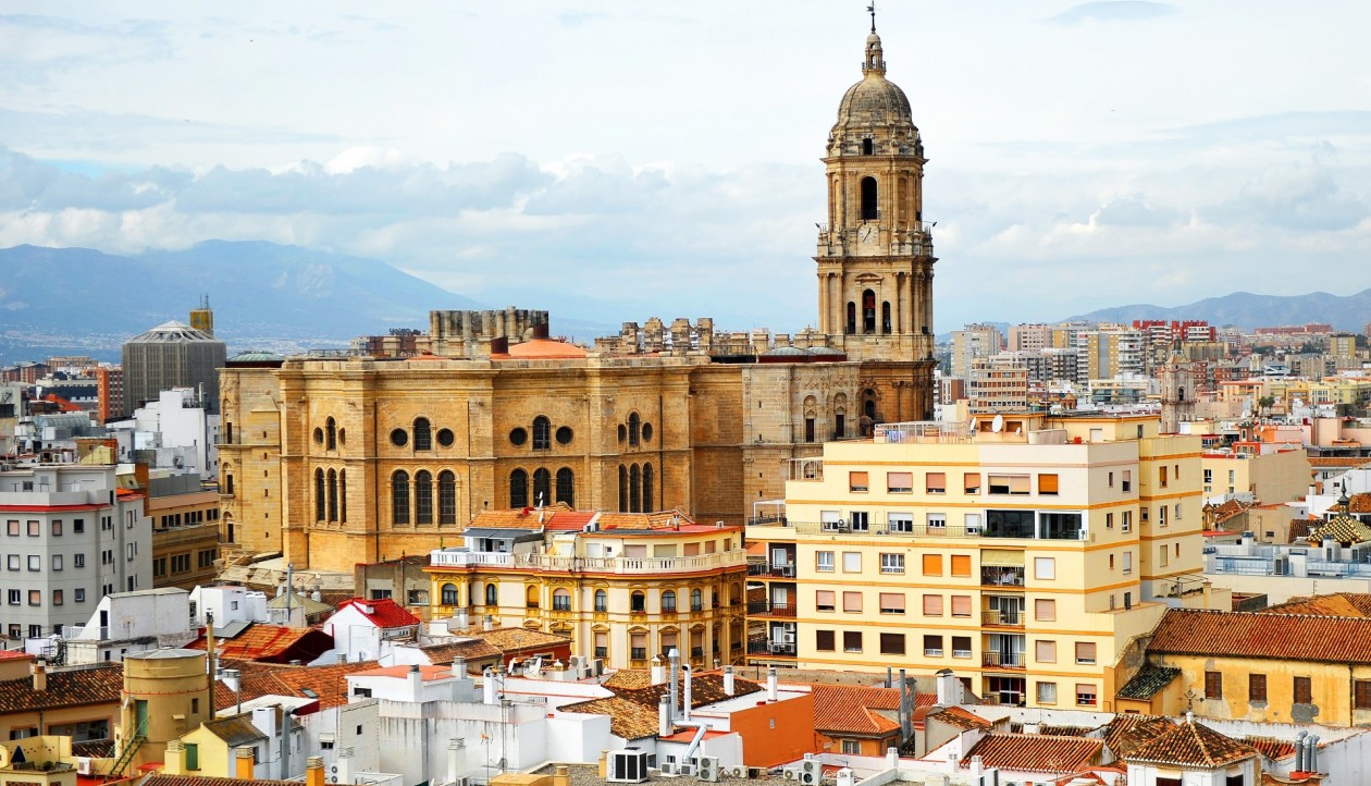 Malaga Städtereisen - Städtertips günstig online buchen auf Reise.de