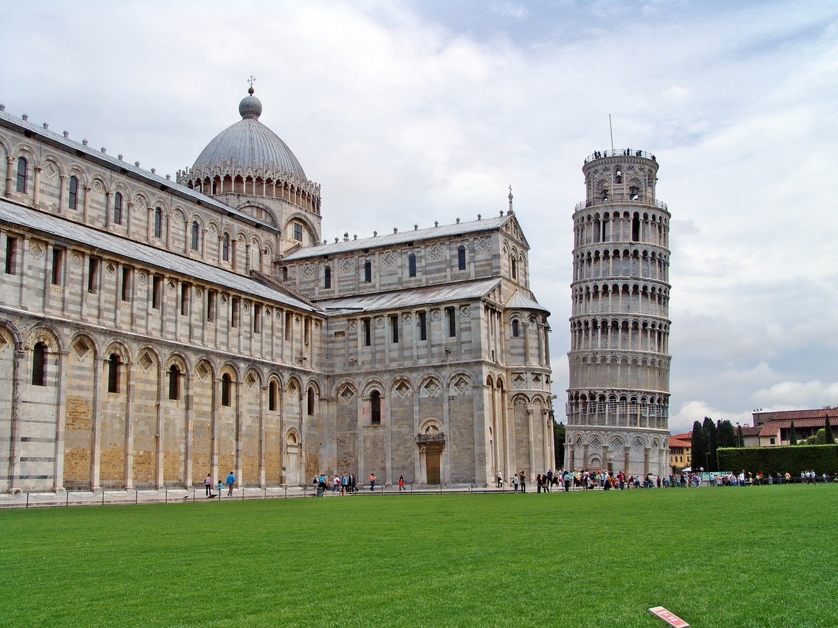 Leaning Tower of Pisa, Italy скачать
