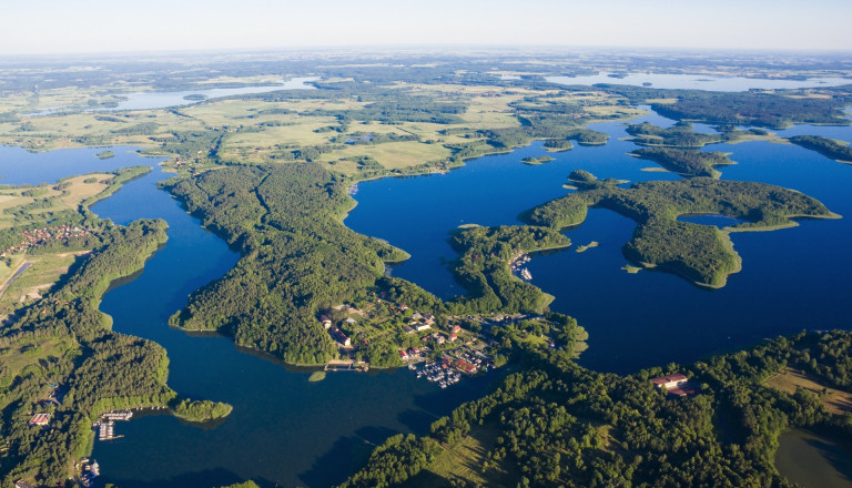 Die Seenplatte der Masuren in Polen.