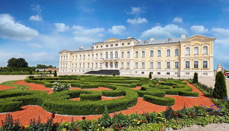 Das Versaille des Baltikums - Schloss Rundale. Reisen nach Lettland.