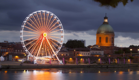 Toulouse bei Nacht