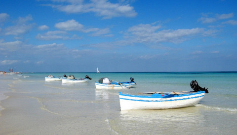 Sidi Mahres Strand