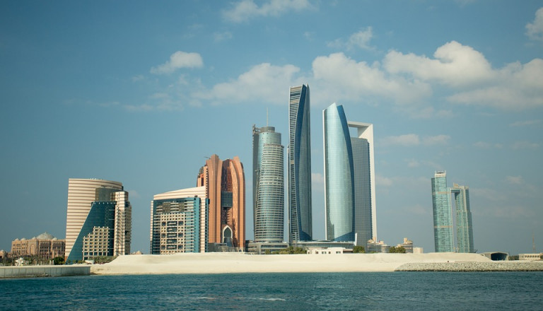 Abu Dhabi - eine Stadt der Superlative. Staedtereisen.