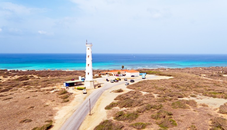 California Lighthouse - Das Wahrzeichen von Aruba. Sehenswürdigkeiten und Reisen.