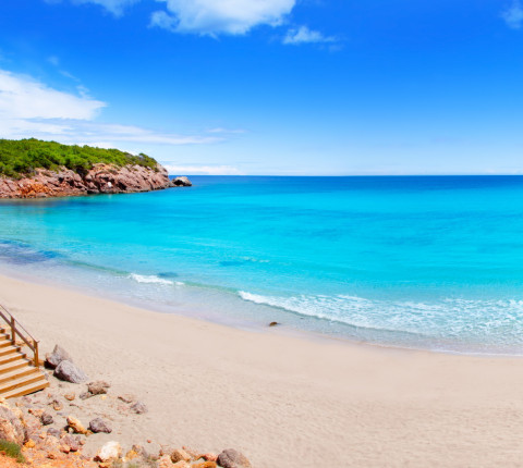 7 Tage Ibiza Urlaub im Mai inkl. Flug, Transfer & HP