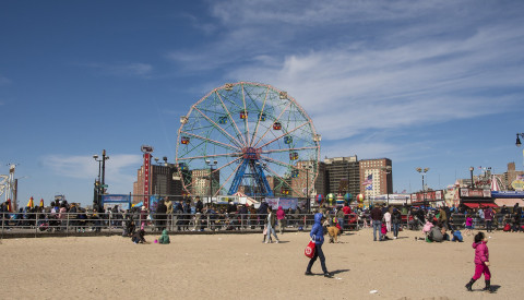 coney-island-2233845_1920