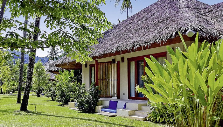 Deal Hotel Bangsak Village Khao Lak Thailand