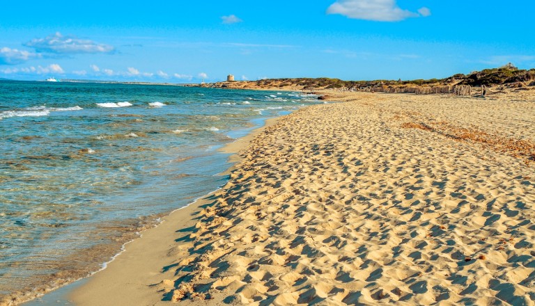 Es Cavallet Strand auf Ibiza