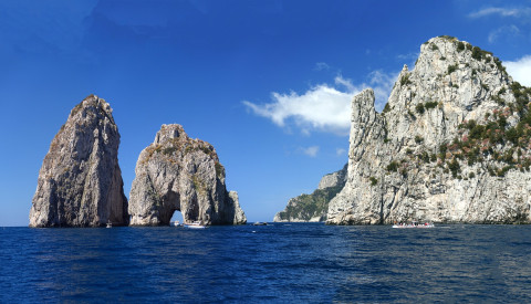 Die Faraglioni Felsen von Capri