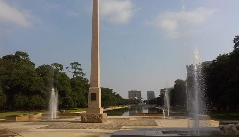 Obelisk im Herman Park in Houston.