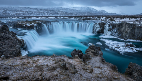Die göttlichen Wasserfälle Godafoss auf Island.