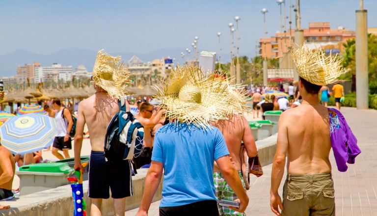 Touristen auf Mallorca