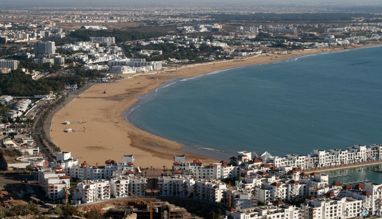 Buchen Sie Ihr Wunschhotel in Strandnähe, z.B. in der Bucht von Agadir. Surfurlaub Marokko