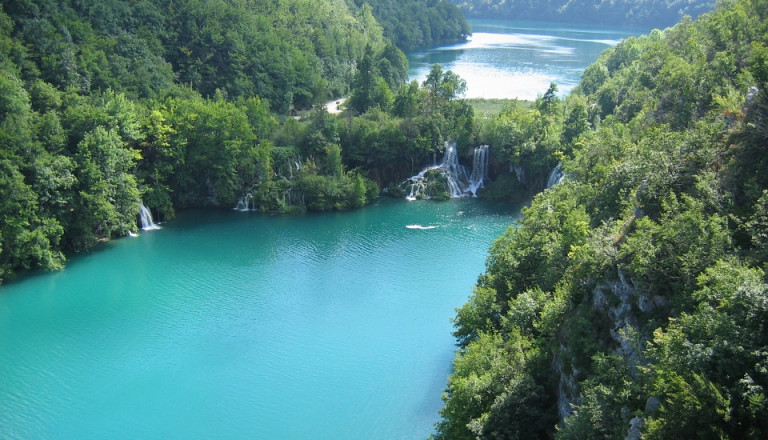 Wie wäre es mit einem Ausflug zu den Plitviver Seen?