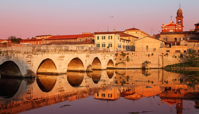 Rimini Tiberius Brücke Morgens