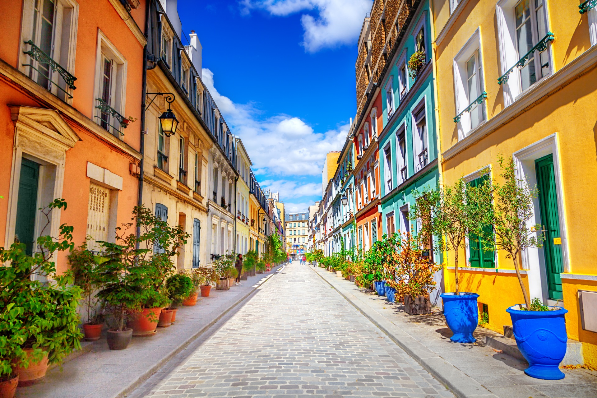 Rue Crémieux in Paris