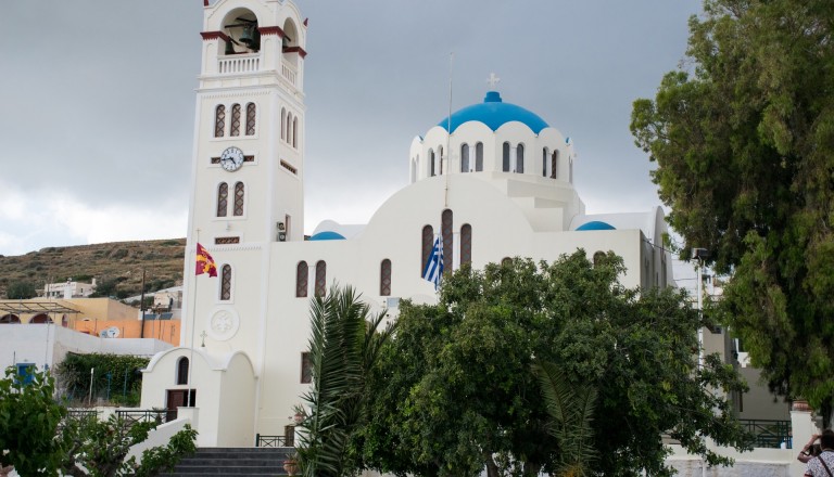 Santorin Reisen Kirche Kultur