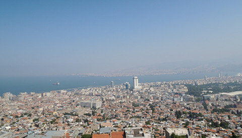 Städtereisen nach Izmir Marine