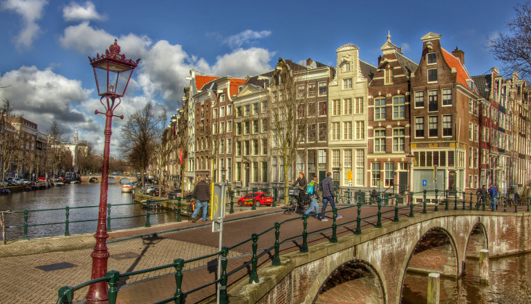 Die malerischen Grachten brachten Amsterdam den Spitznamen "Venedig des Nordens".