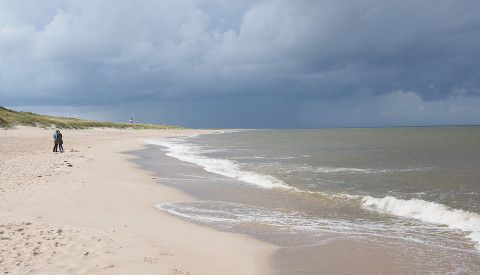 Die Wellen von Sylt eignen sich Ideal für Anfänger.Surfurlaub auf Sylt.
