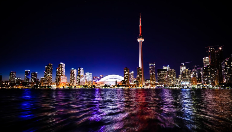 Skyline von Toronto bei Nacht