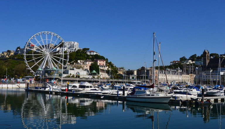 Der Küstenort Torquay in Devon.