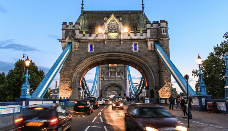 Verkehr Tower Bridge